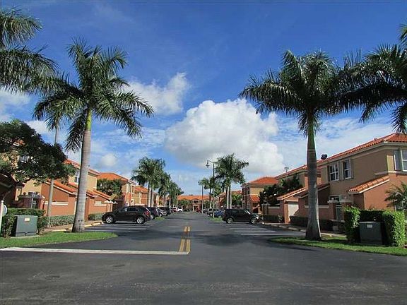 2nd image of 11525 NW 62nd Ter APT 0337