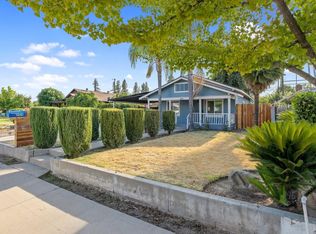 909 Rawson Ave, Sanger, CA 93657