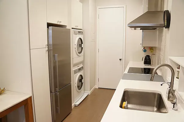 Rented by Realmart Realty LLC | media 18