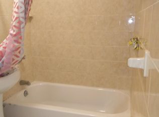 1735 White Plains Rd, Bronx, NY 10462