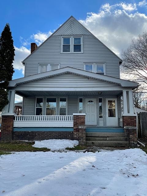 1st image of 200 Lake Ave
