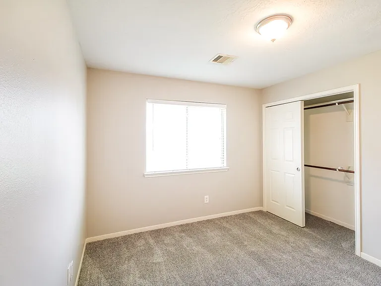 3705 Burwood Ct — Photo 12