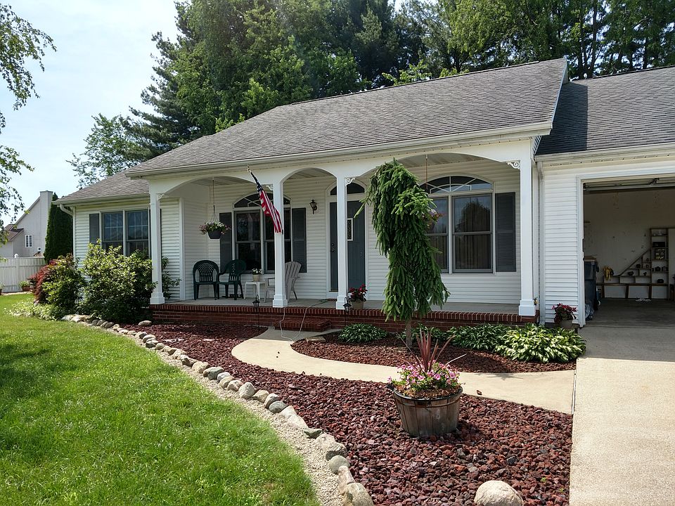1st image of 2281 S Hill Dr
