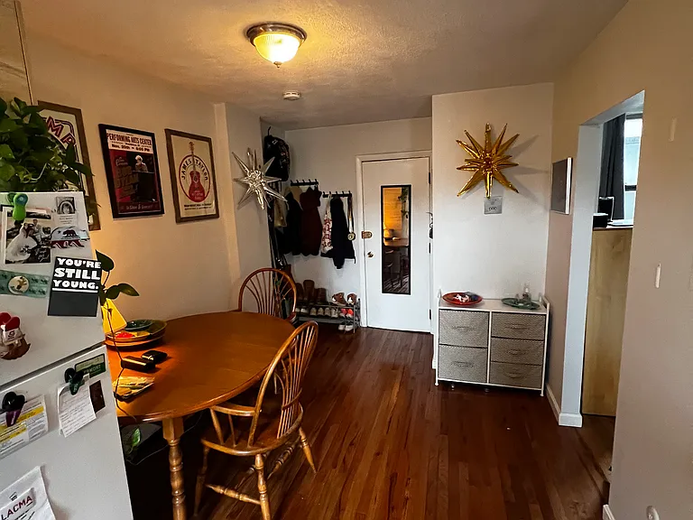 56 N Margin St #4F — Photo 2