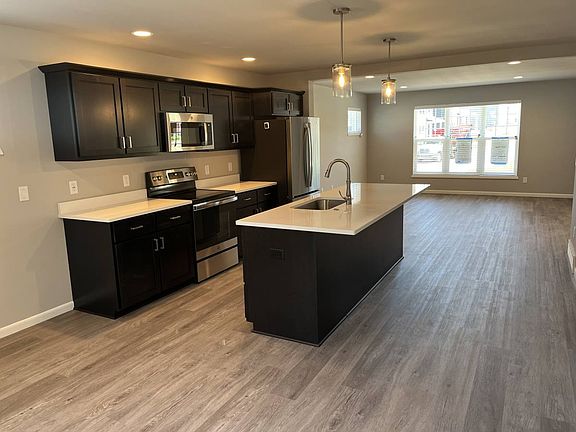 4th image of 2024 Tori Frost Dr
