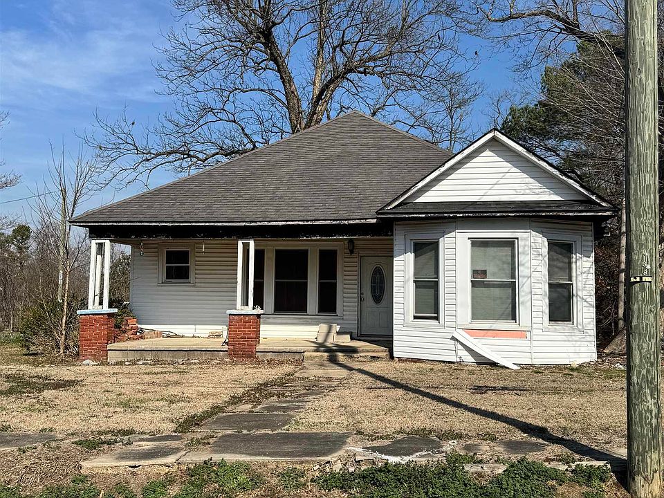 1st image of 132 Hobbs St