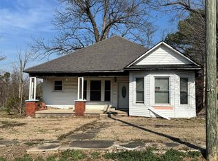 132 Hobbs St, Arlington, KY 42021
