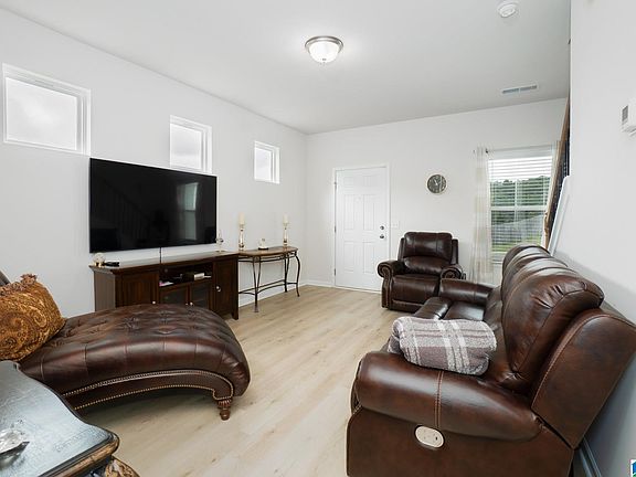 2nd image of 5283 Cedar Ridge Rd