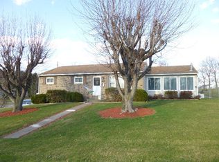 10 Sand Ave, Lewistown, PA 17044