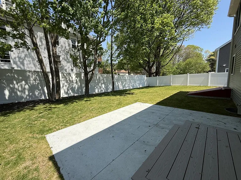 122 Canal St — Photo 15
