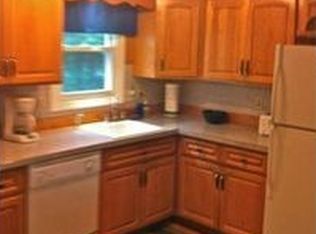 1214 Burts Pit Rd, Northampton, MA 01062