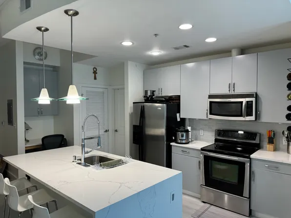 400 W Peachtree St NW Unit 1308, Atlanta, GA 30308
