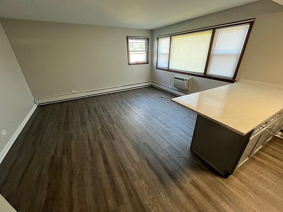 3rd image of 7709 W Marwood Ave APT 1N