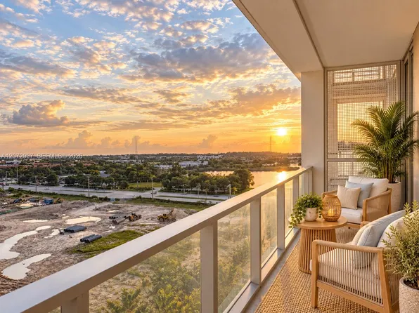 2000 Metropica Way, Fort Lauderdale, FL