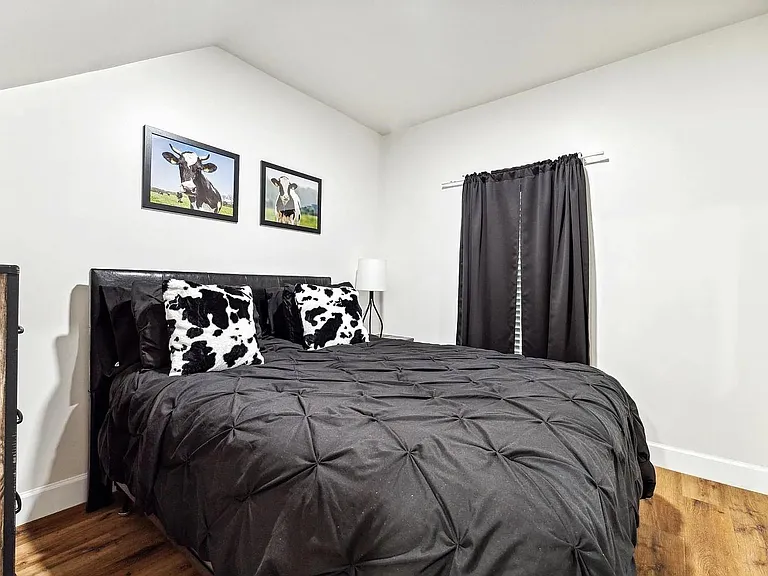 2304 Chapman St #3 — Photo 9