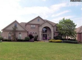 3339 Linden Pl, Canfield, OH