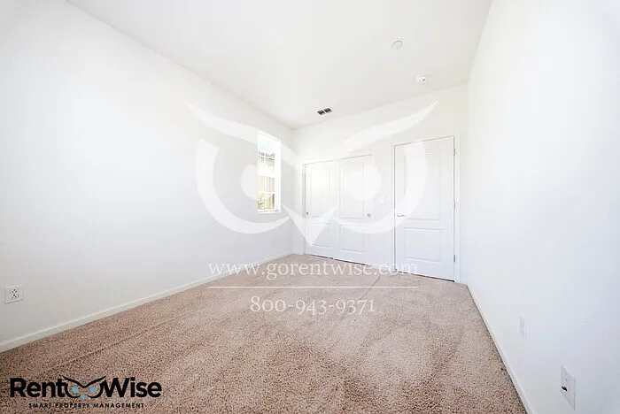 1583 Sylvia St — Photo 5