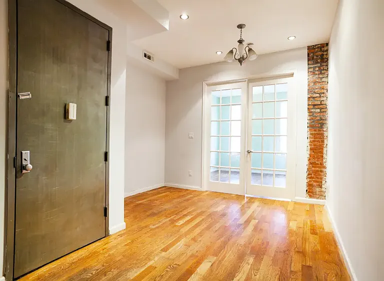 213 Wyckoff Ave #2R — Photo 7