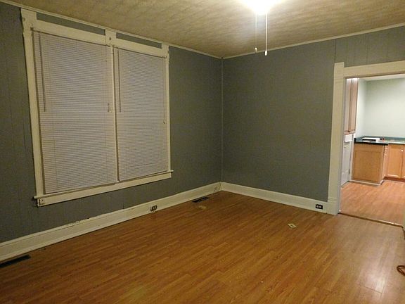 4th image of 39 S Brownell St