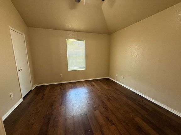 5th image of 1909 Monte Carlo Ln APT A
