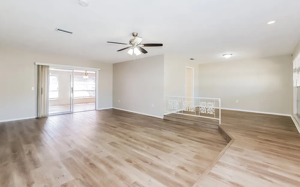 3 bed, 2.0 bath, 1852 sqft, $1,760 — Photo 4
