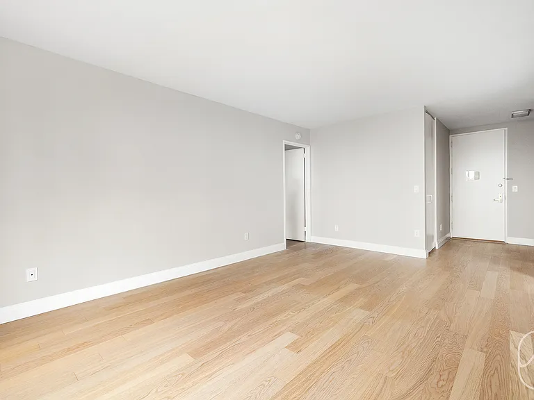 345 E 94th St #9G — Photo 4