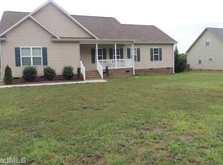 6703 Hockett Country Ln, Pleasant Garden, NC 27313
