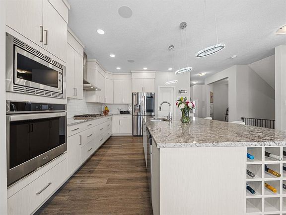 4th image of 44 S Masters Ter SE