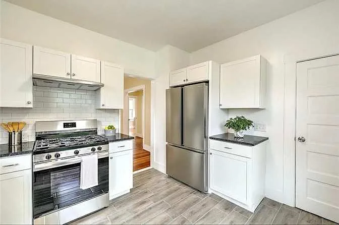 171 New York Ave #2 — Photo 3