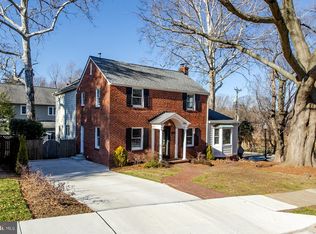 1208 N Powhatan St, Arlington, VA 22205