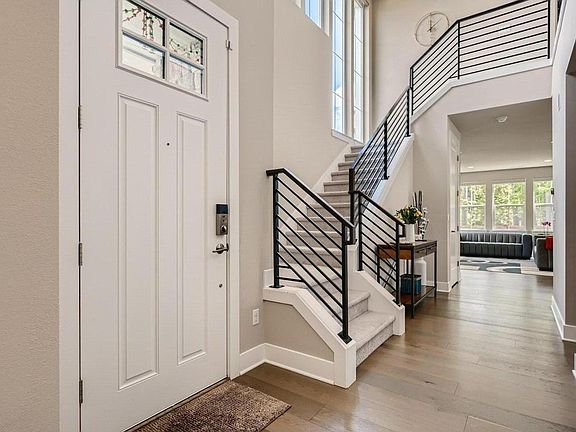 Double story entry/foyer