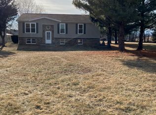 2900 Baumgardner Rd, Taneytown, MD 21787