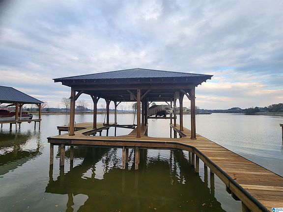 5th image of 648 Coves Point Dr