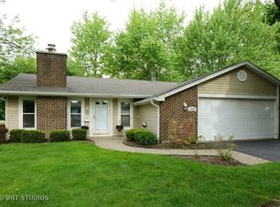 1030 N Timberlea Dr, Palatine, IL 60067