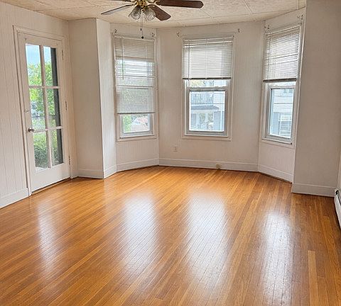 2nd image of 95 Sunnyside Ave