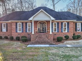 147 Youngs Mill Rd, Kingston, GA 30145