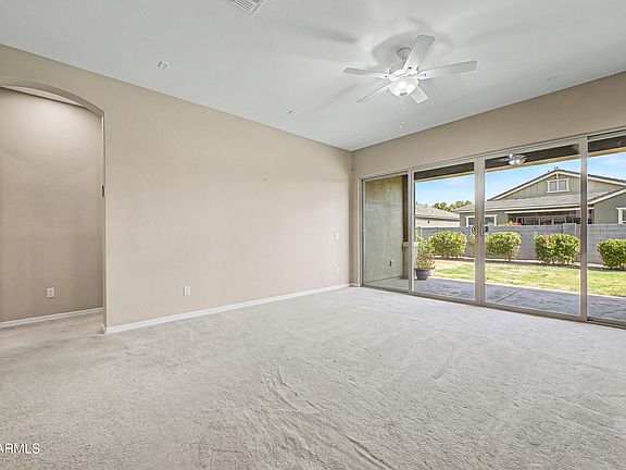 3rd image of 41445 W ARVADA Lane