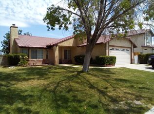 3353 W Avenue J2, Lancaster, CA