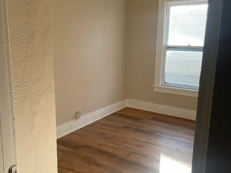 4016 Asbury Dr — Photo 5