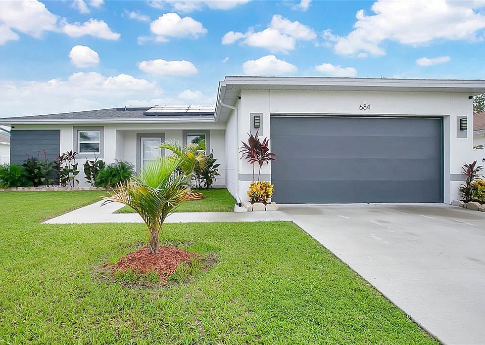 1st image of 684 REINDEER DRIVE