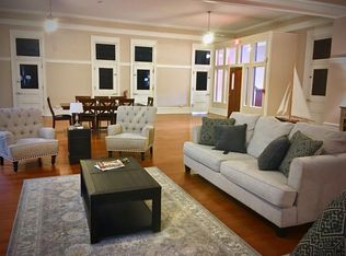 2104 W 6th St #303, Davenport, IA 52802