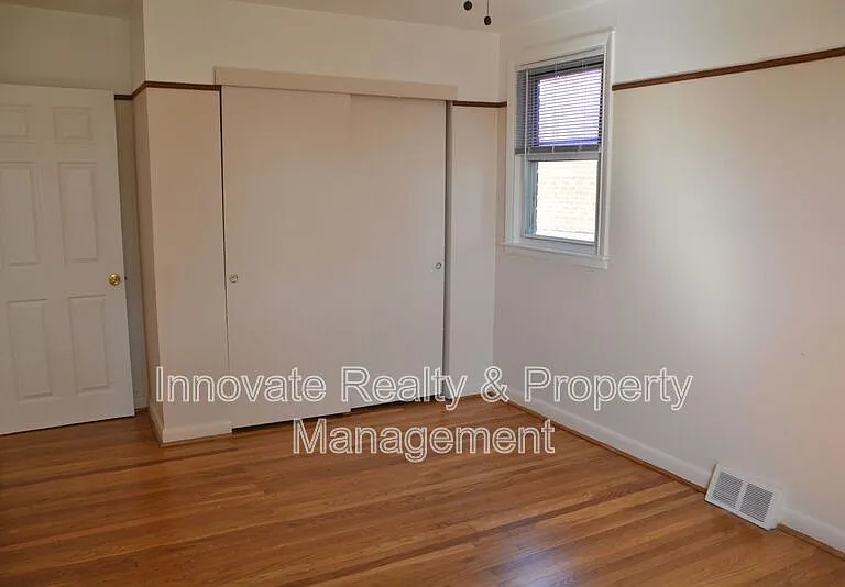 1714 Loney St #2 — Photo 15