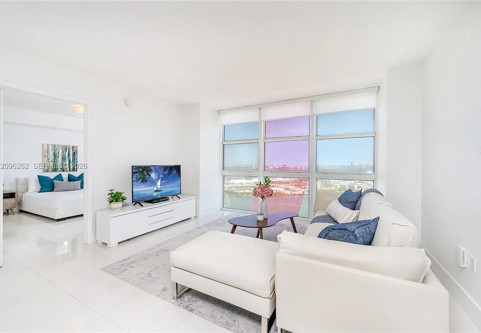 50 Biscayne Condo — Photo 2