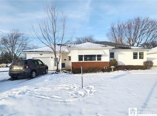 2 Leon Pl, Fredonia, NY