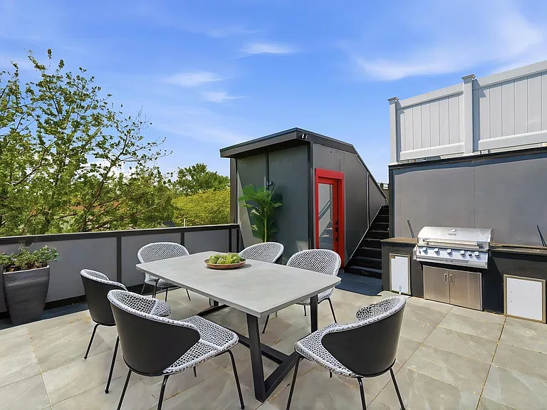 9 Minerva St #2 — Photo 29