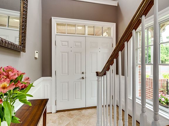5th image of 2128 McConvey Pl