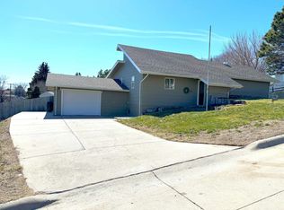 640 S L St, Broken Bow, NE 68822