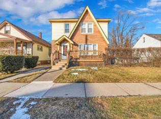 22 W Glenwood St, Ecorse, MI