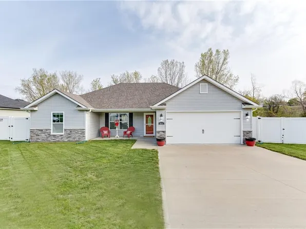 4511 Libby Lane St, Saint Joseph, MO 64503