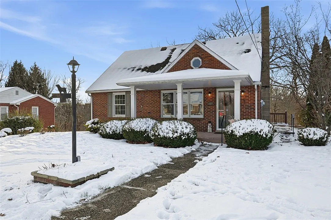 76 Valleyview Dr photo 1